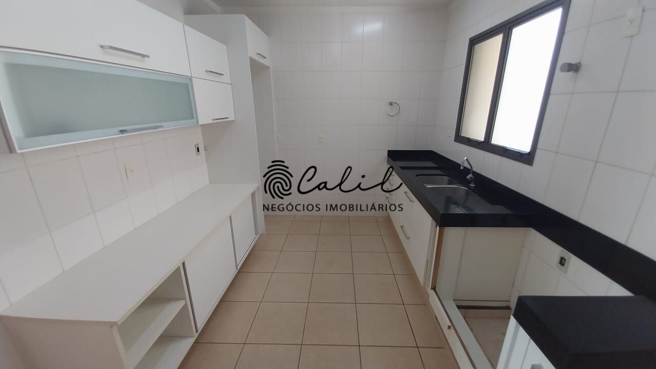 Apartamento para alugar com 3 quartos, 137m² - Foto 17