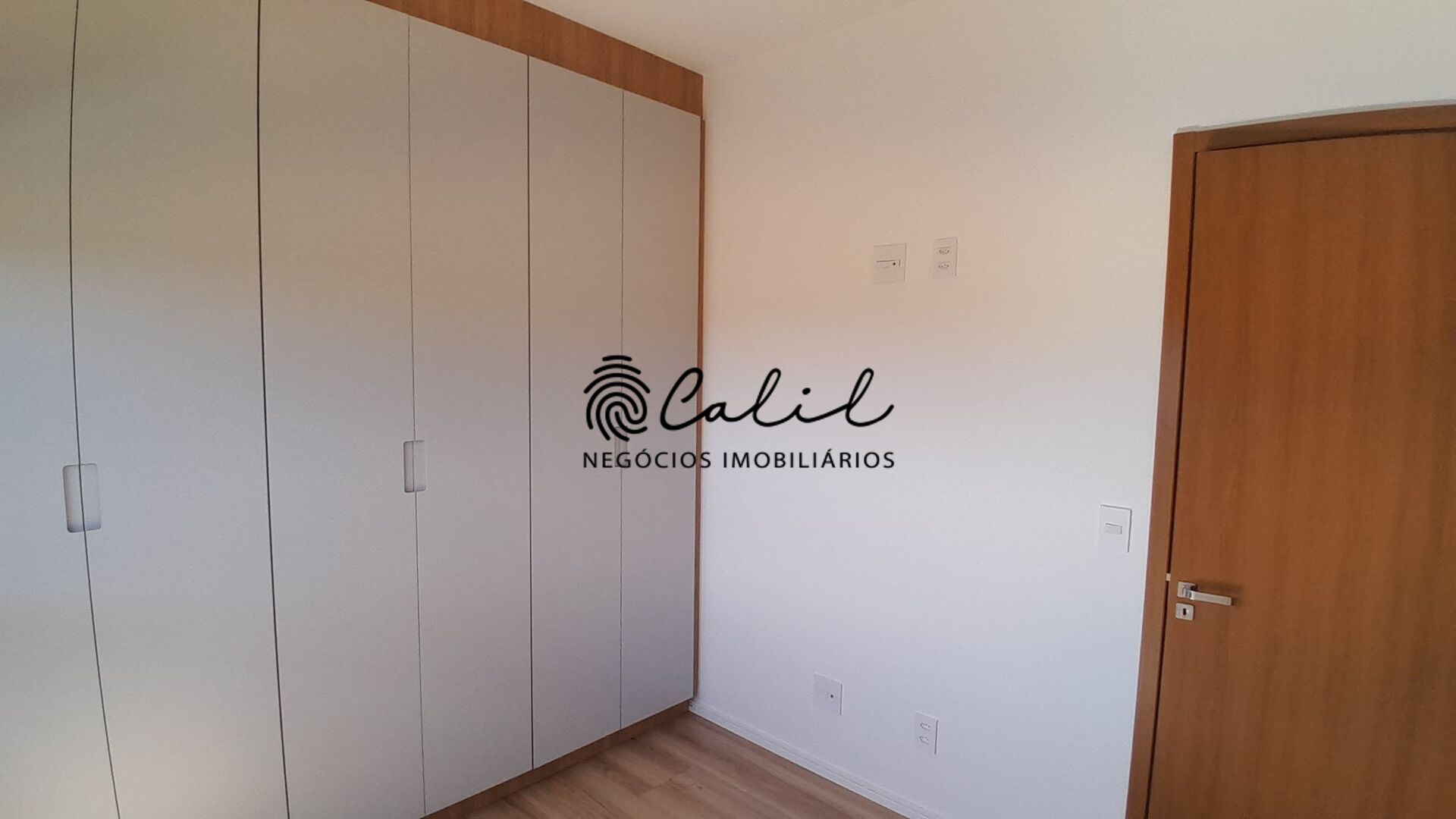 Apartamento à venda com 2 quartos, 110m² - Foto 10