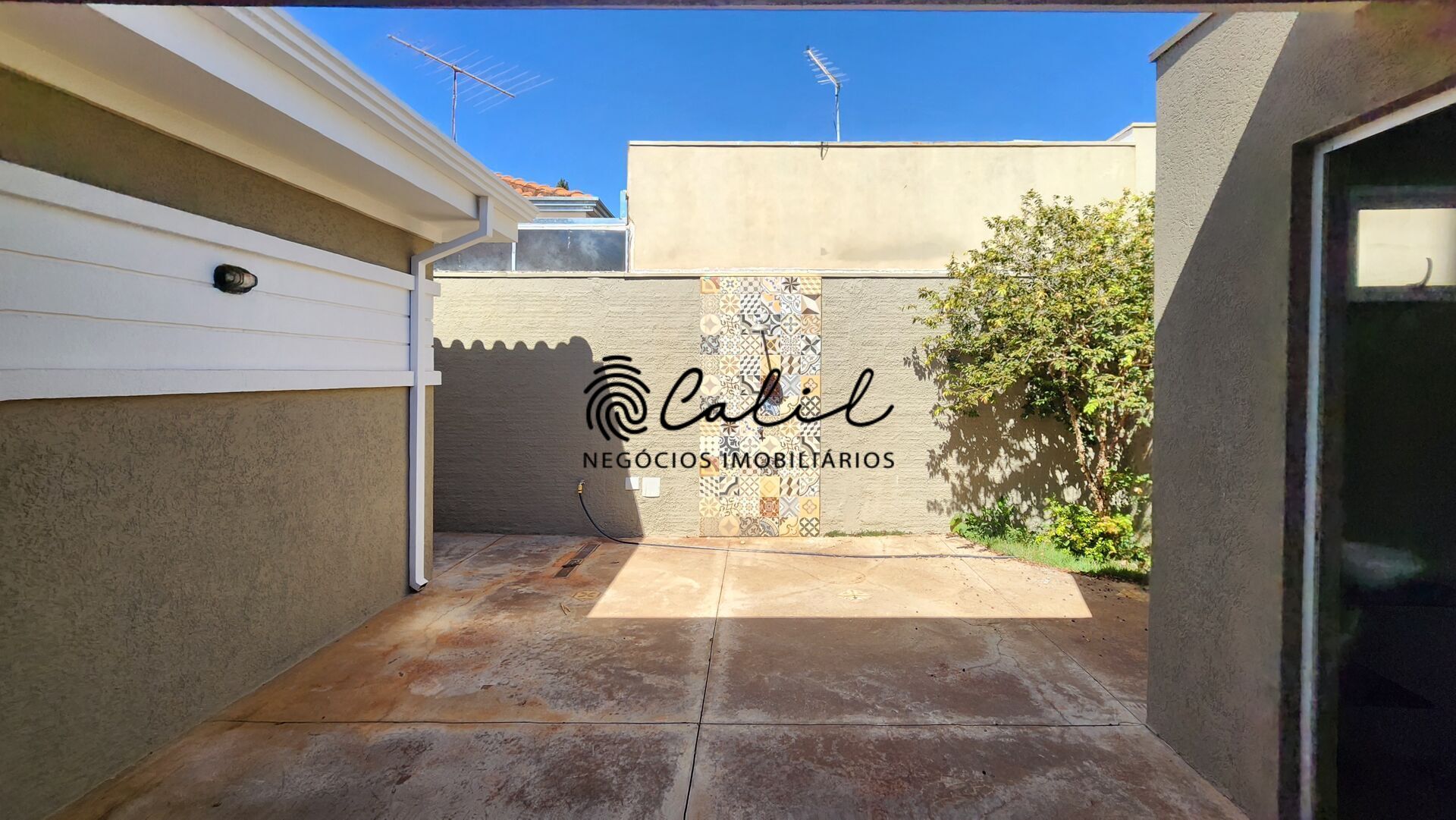 Casa de Condomínio para alugar com 3 quartos, 182m² - Foto 35