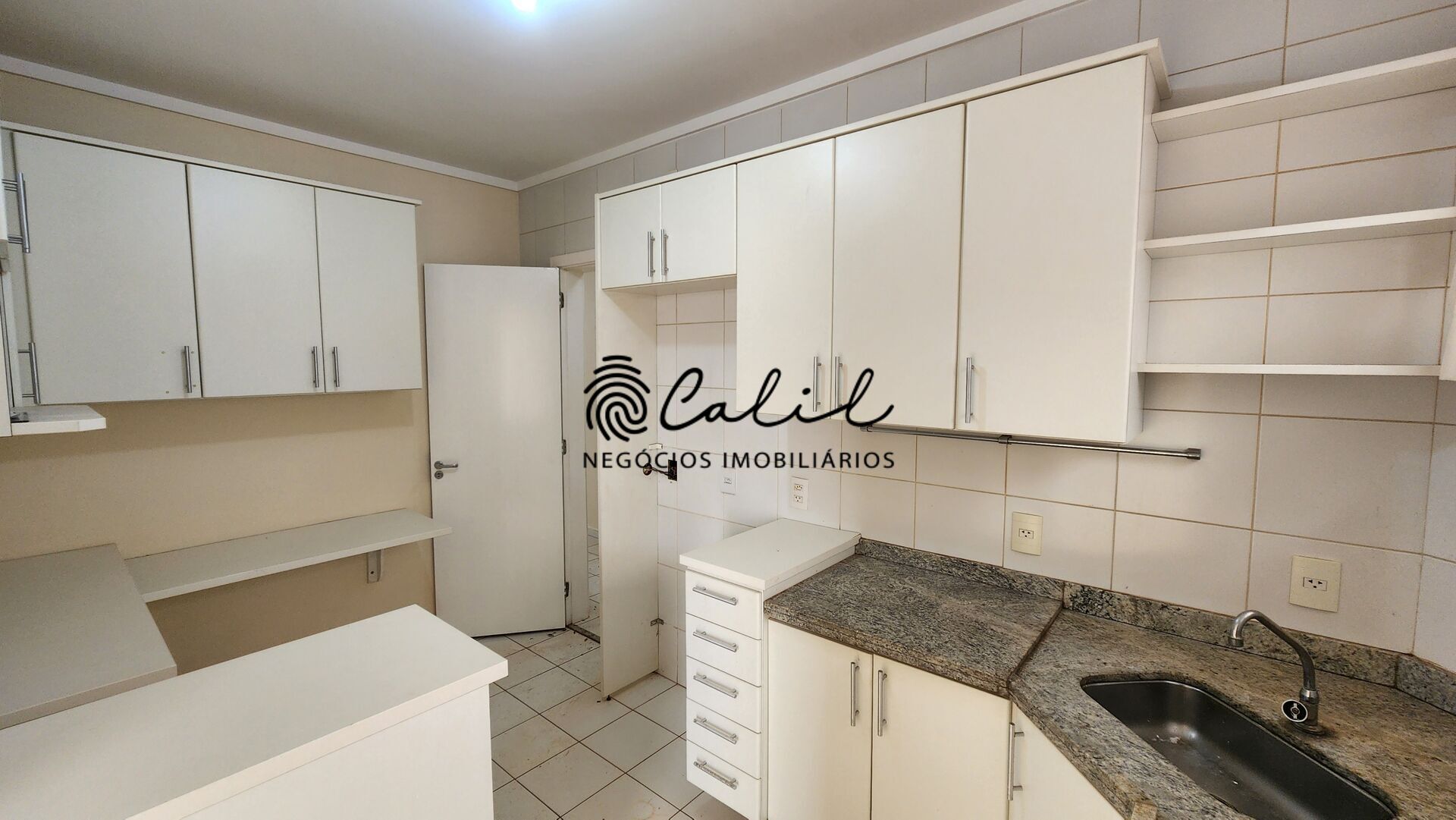 Casa de Condomínio para alugar com 3 quartos, 182m² - Foto 7