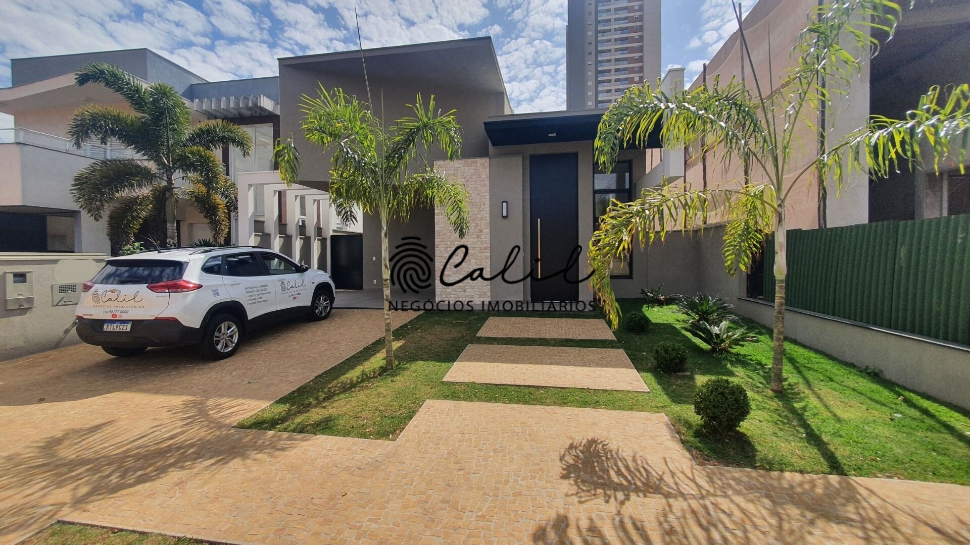 Casa de Condomínio à venda com 3 quartos, 163m² - Foto 1