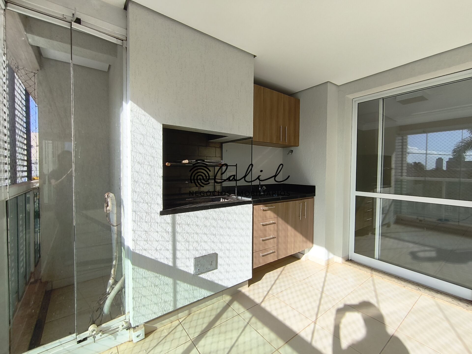 Apartamento para alugar com 3 quartos, 175m² - Foto 3