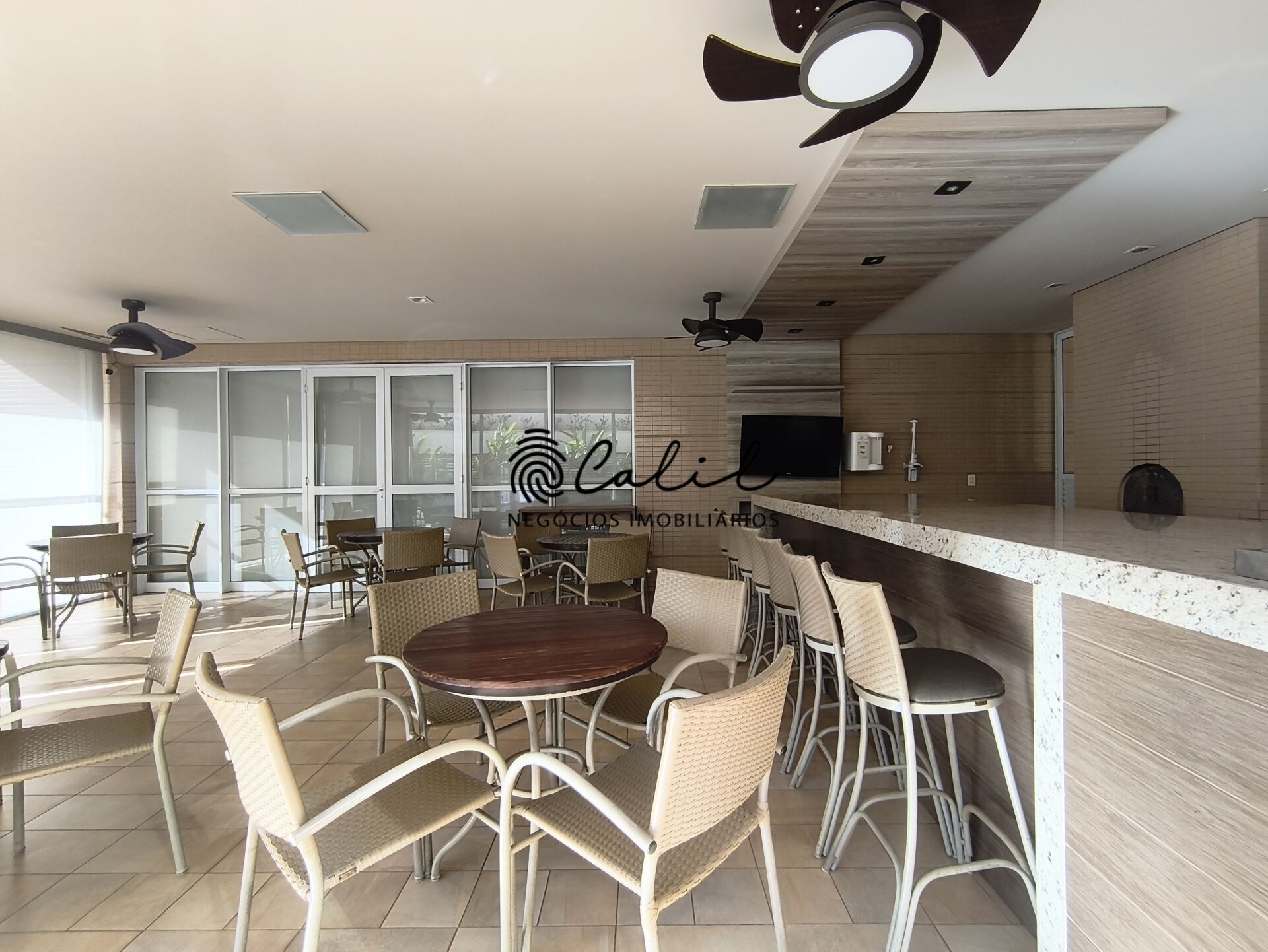 Apartamento para alugar com 3 quartos, 175m² - Foto 28
