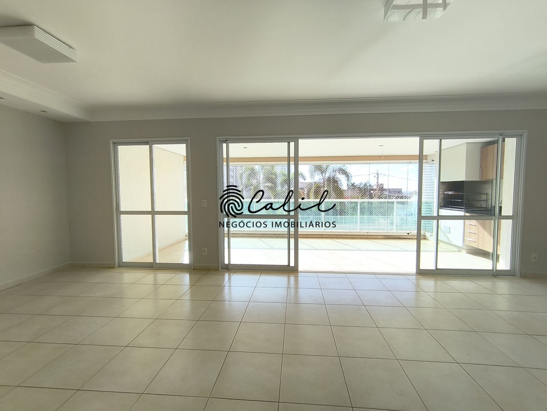 Apartamento para alugar com 3 quartos, 175m² - Foto 6