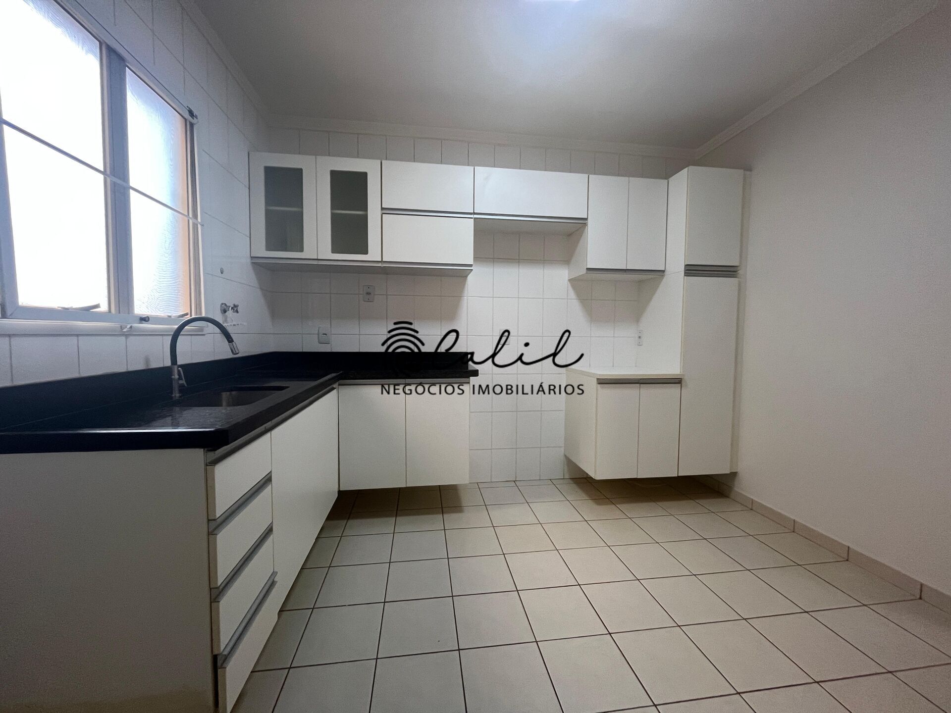 Apartamento à venda com 3 quartos, 103m² - Foto 8