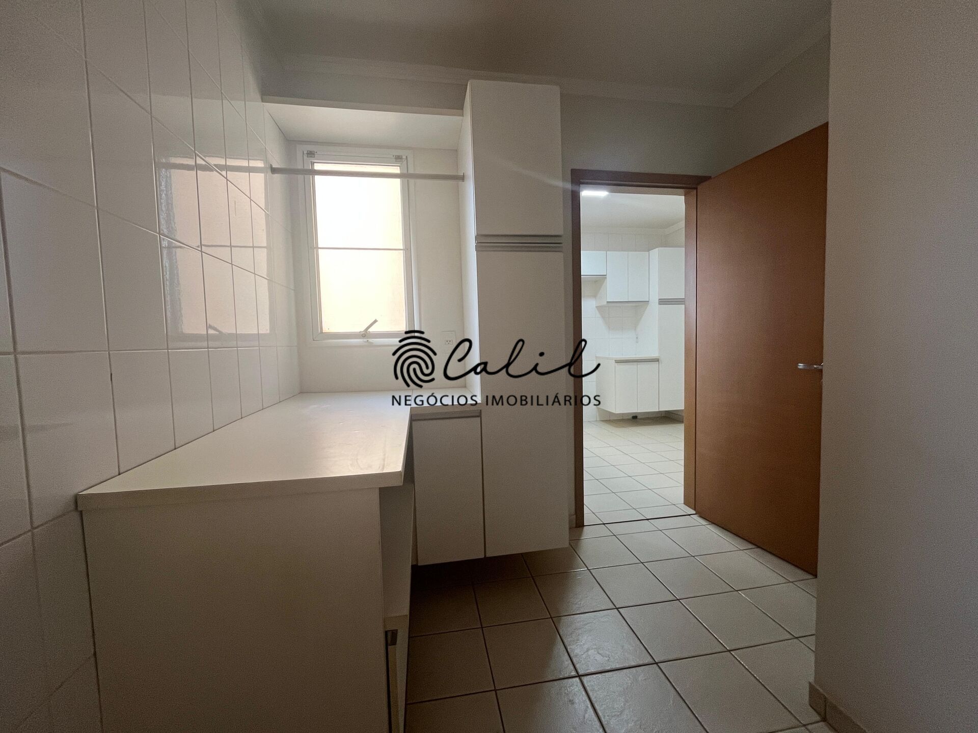 Apartamento à venda com 3 quartos, 103m² - Foto 9