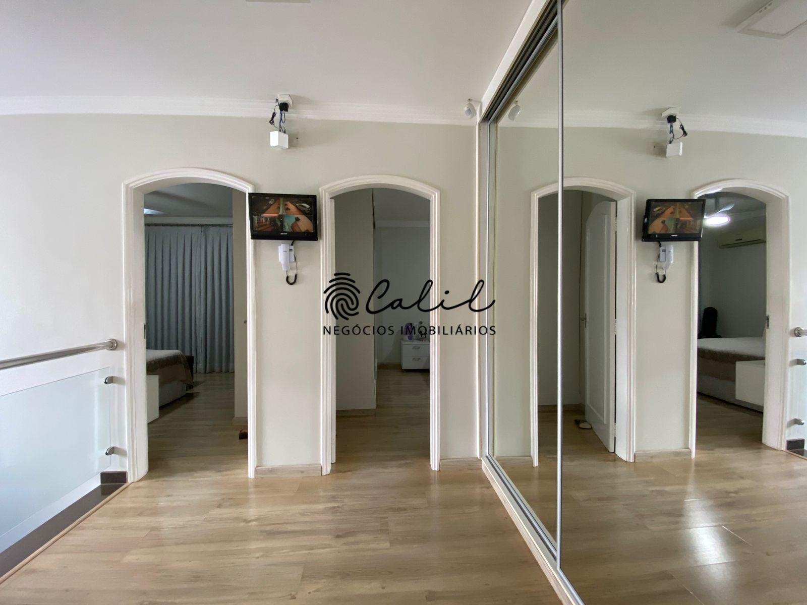 Casa à venda com 4 quartos, 354m² - Foto 33