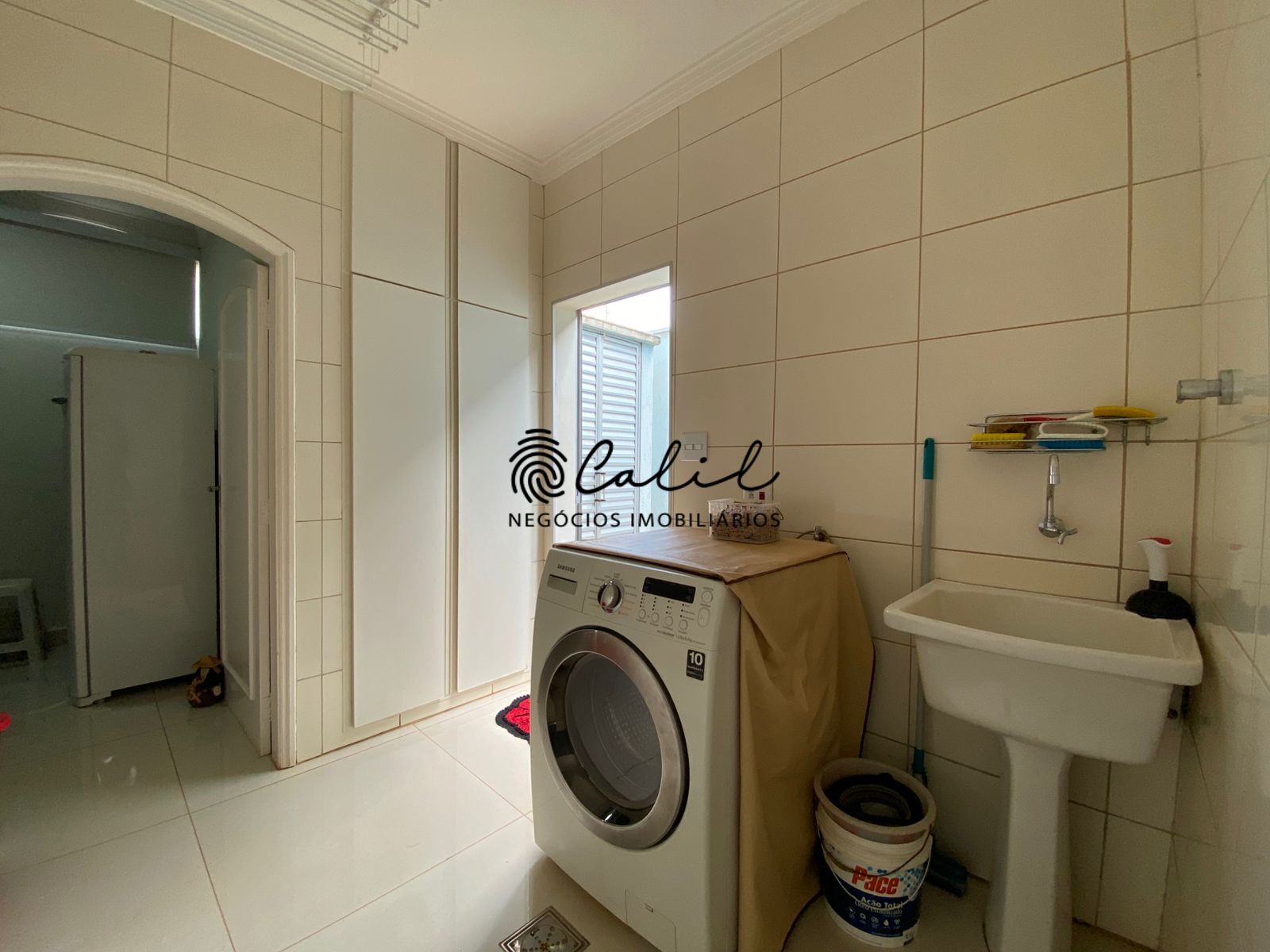 Casa à venda com 4 quartos, 354m² - Foto 13