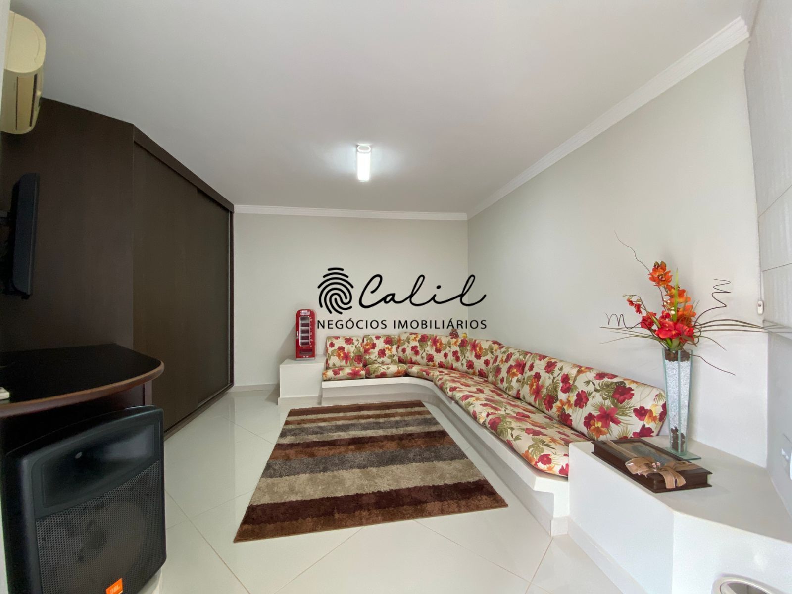Casa à venda com 4 quartos, 354m² - Foto 19
