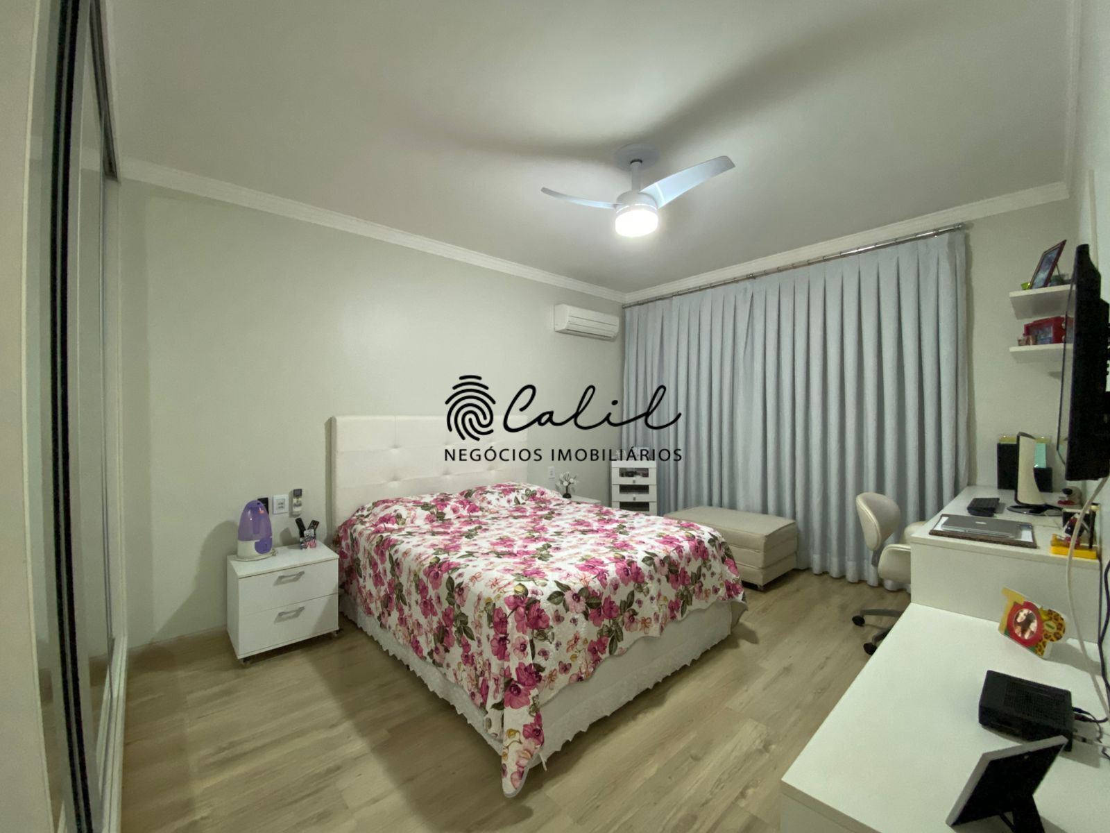 Casa à venda com 4 quartos, 354m² - Foto 25