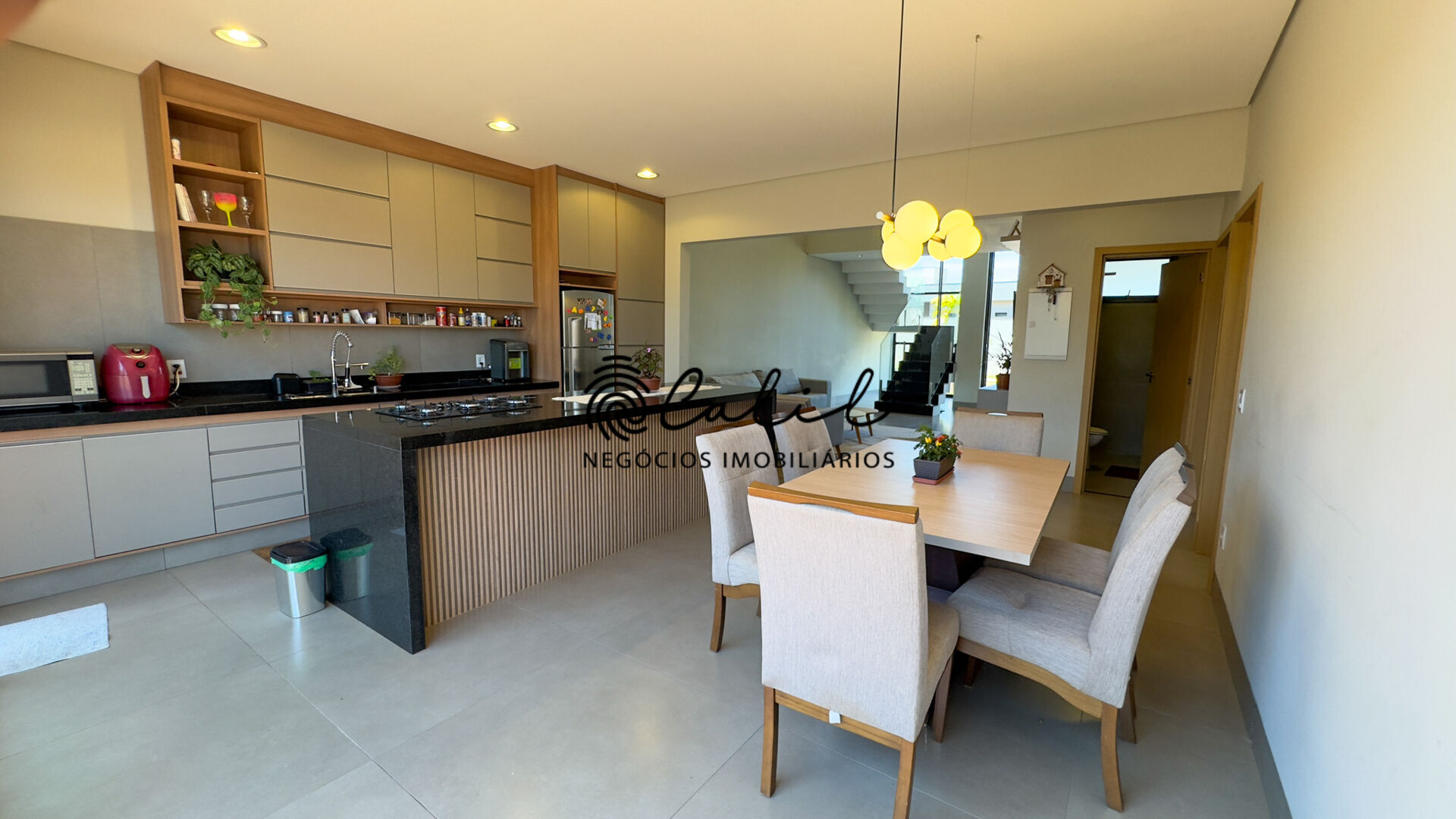 Casa de Condomínio à venda com 4 quartos, 226m² - Foto 9