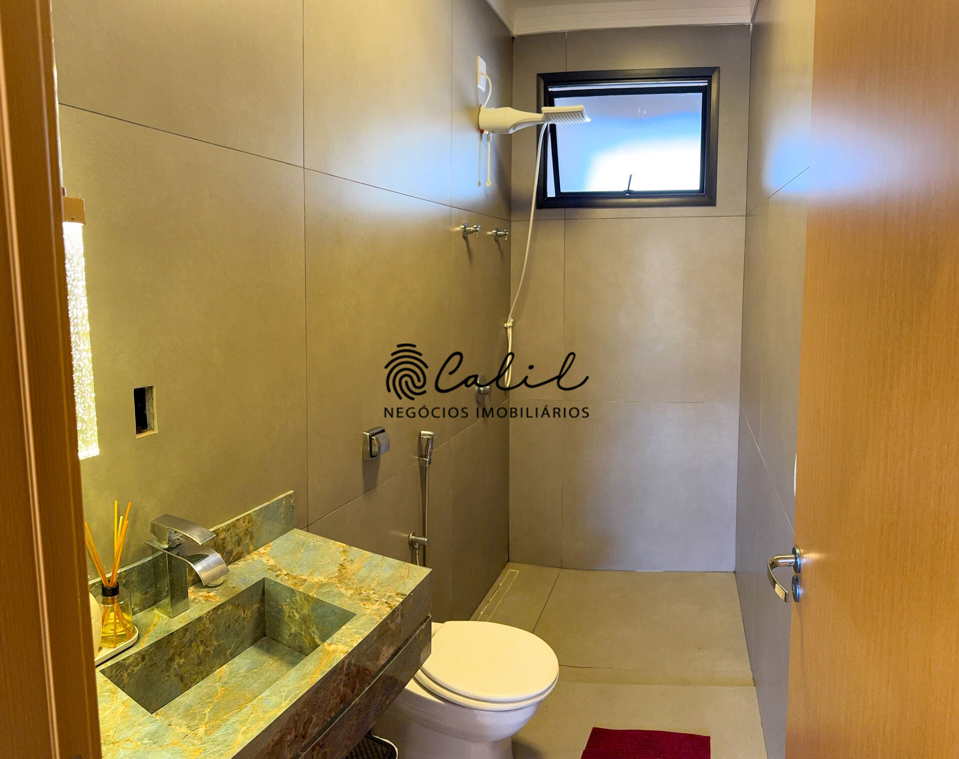 Casa de Condomínio à venda com 4 quartos, 226m² - Foto 15
