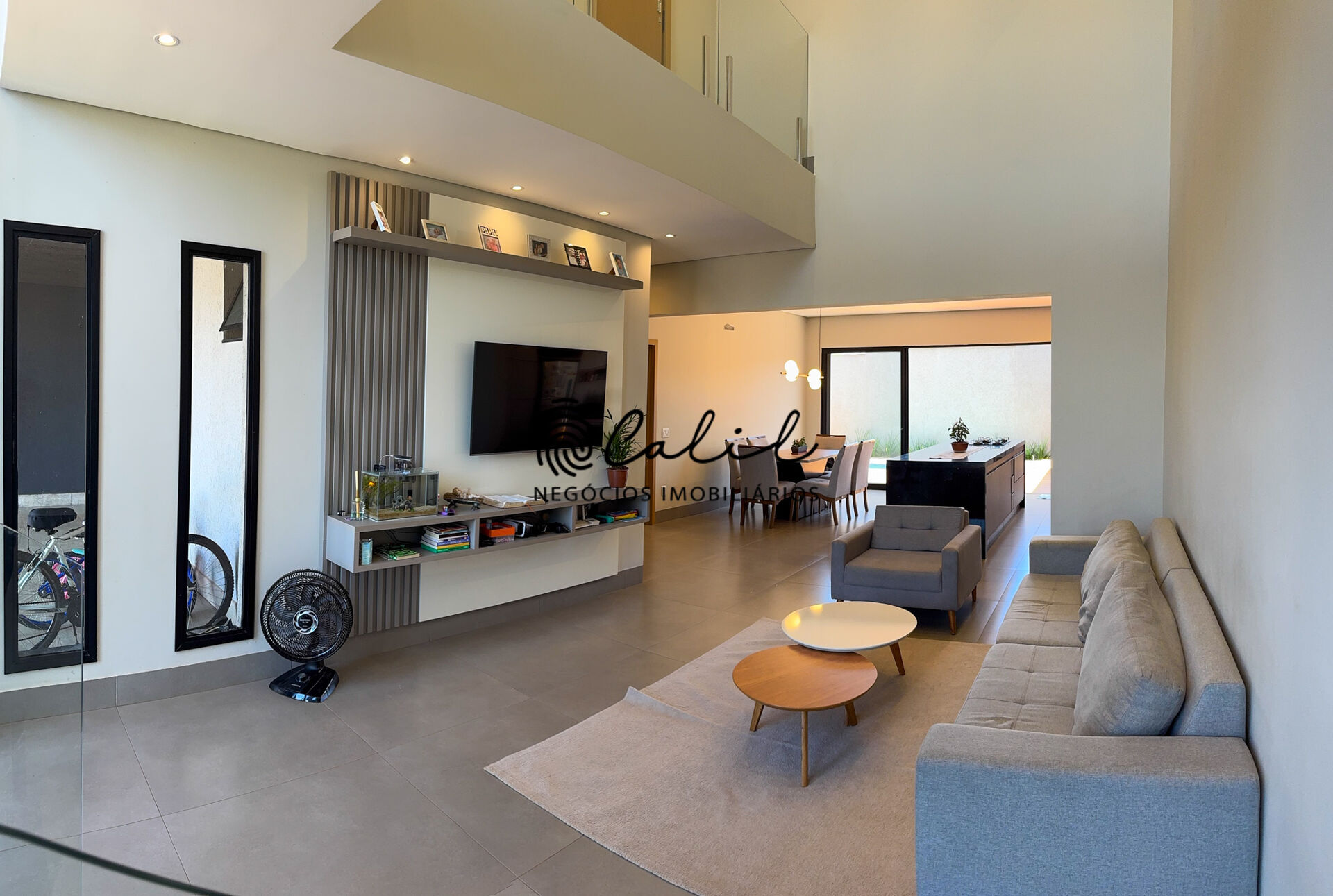 Casa de Condomínio à venda com 4 quartos, 226m² - Foto 12