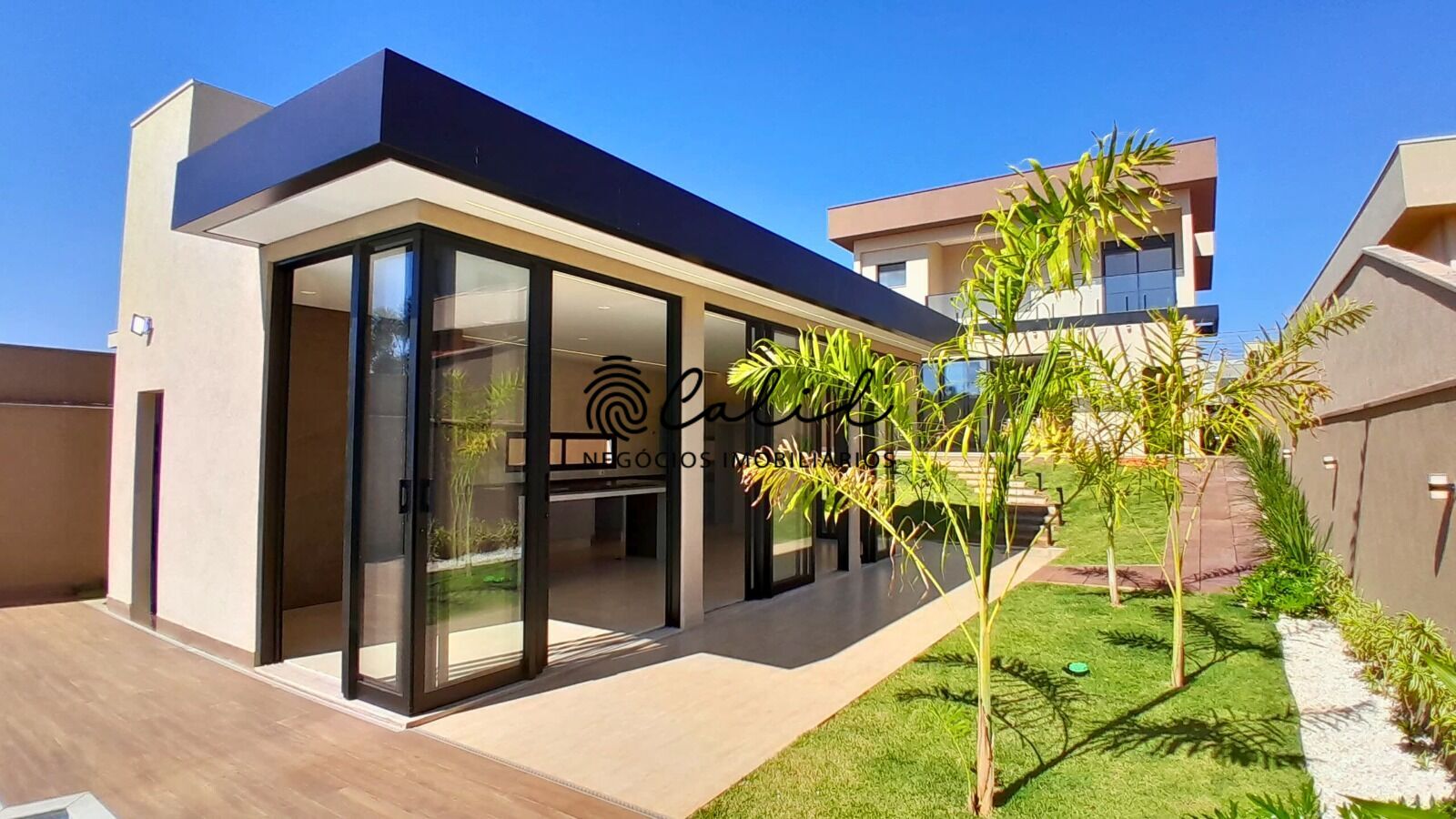 Casa de Condomínio à venda com 4 quartos, 300m² - Foto 35