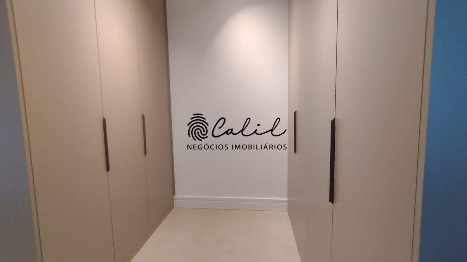 Apartamento para alugar com 3 quartos, 237m² - Foto 9