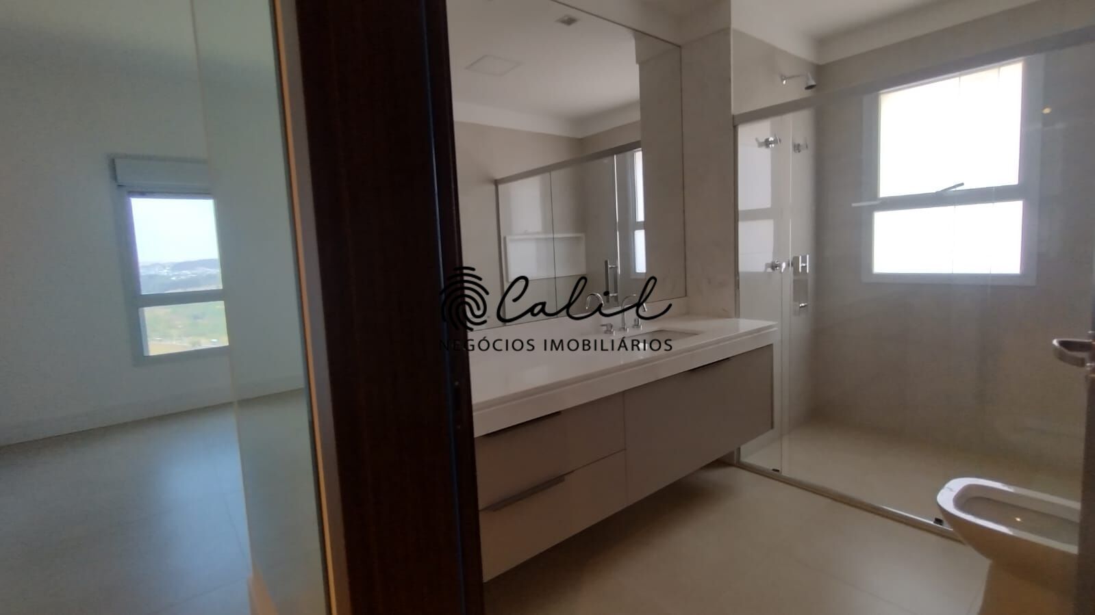 Apartamento para alugar com 3 quartos, 237m² - Foto 12