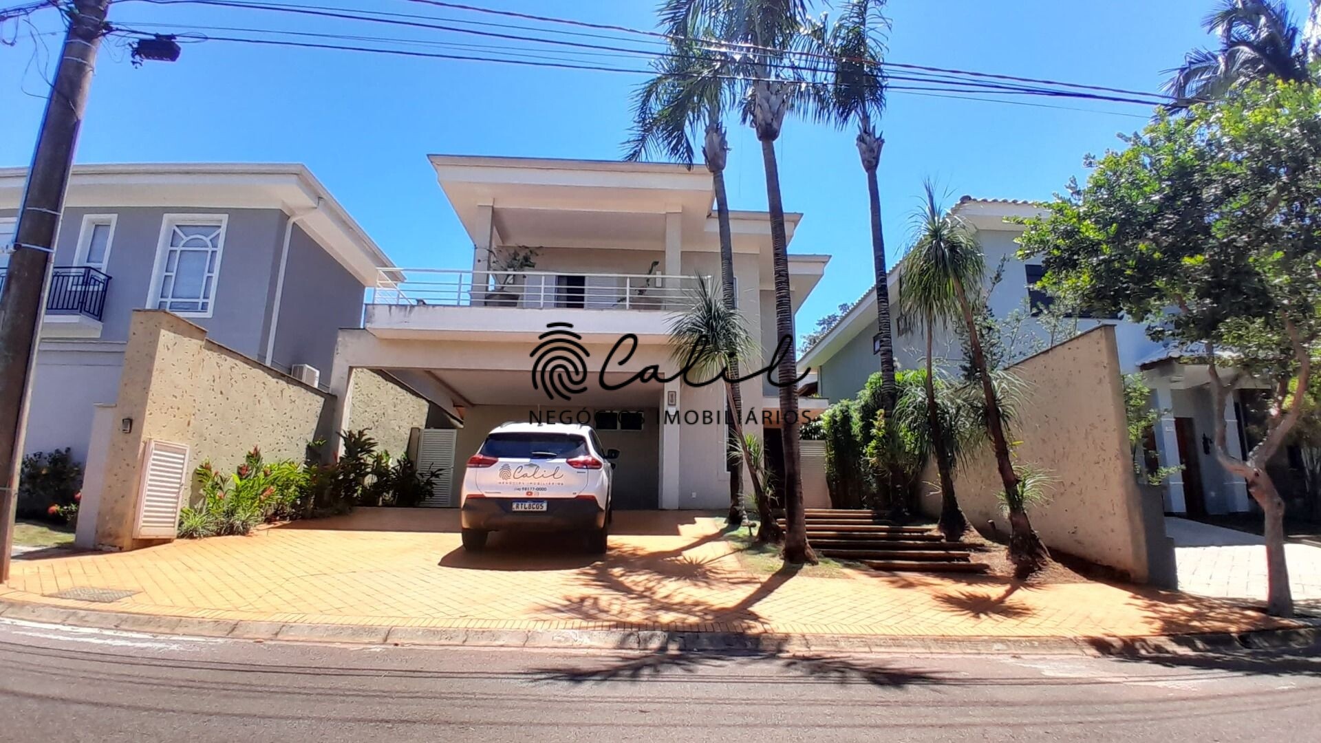 Casa de Condomínio à venda com 3 quartos, 290m² - Foto 2