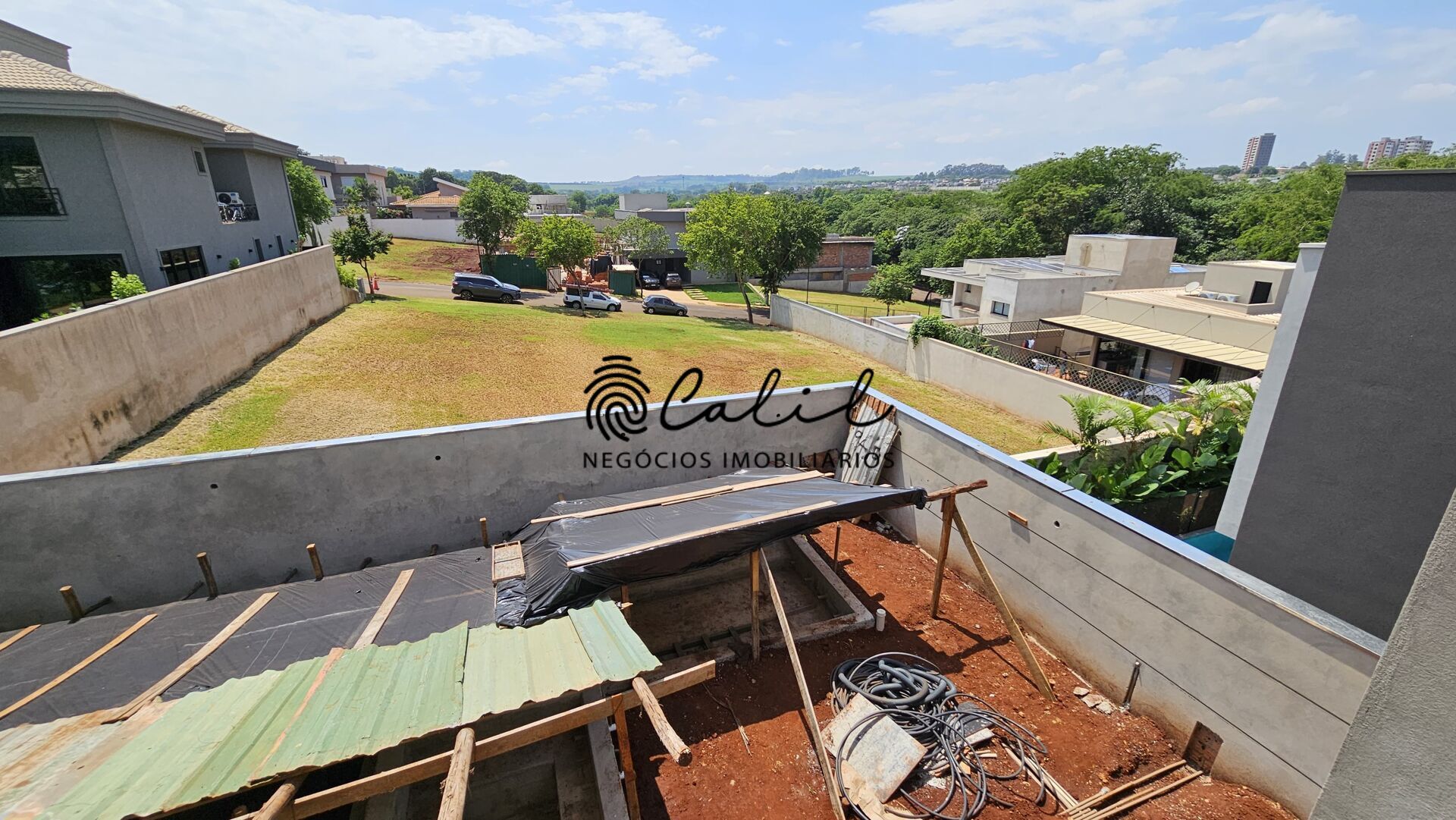 Casa de Condomínio à venda com 4 quartos, 388m² - Foto 24