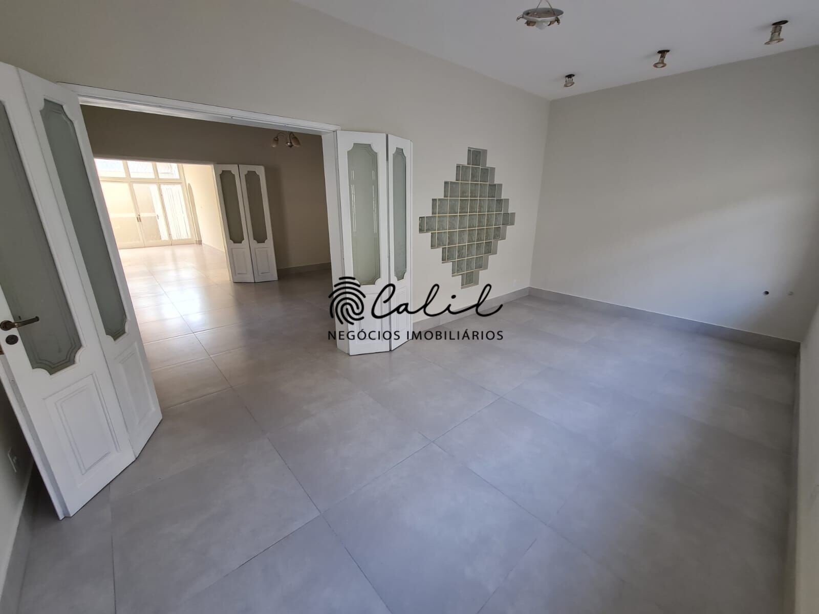Casa à venda com 1 quarto, 320m² - Foto 6