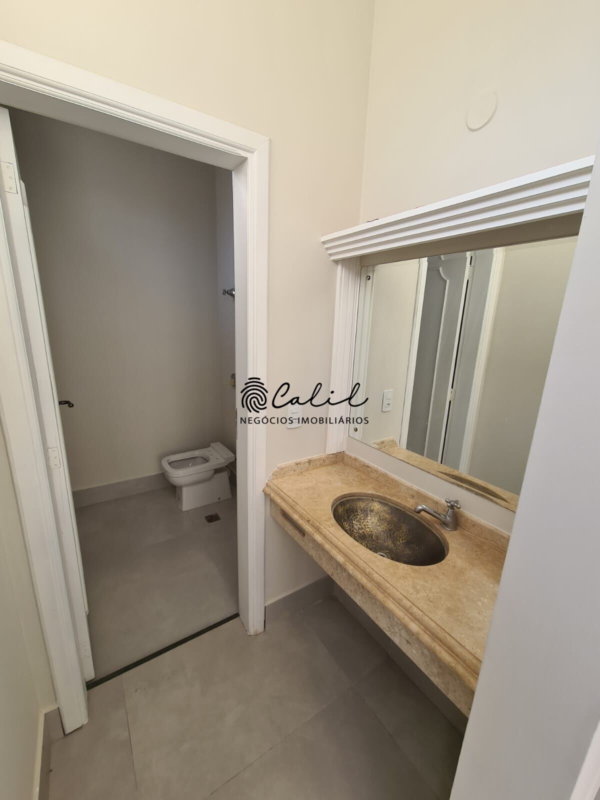 Casa à venda com 1 quarto, 320m² - Foto 10