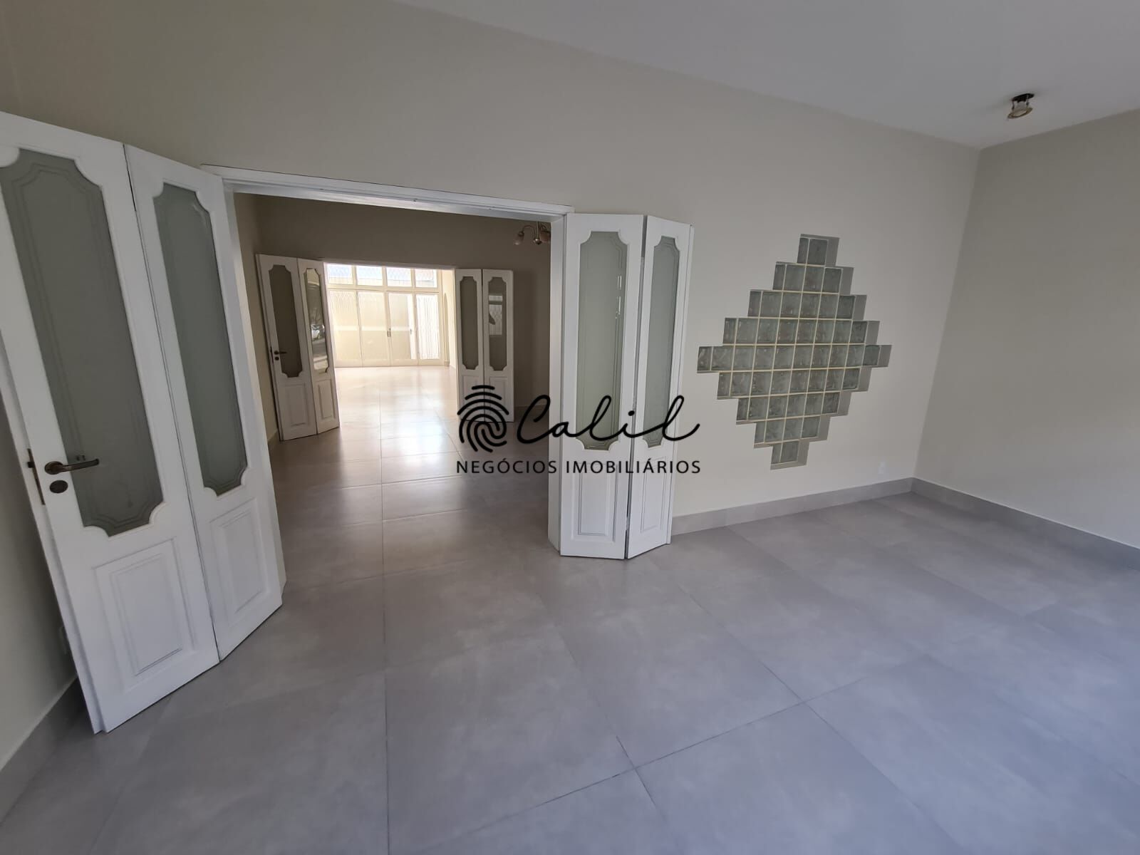 Casa à venda com 1 quarto, 320m² - Foto 7