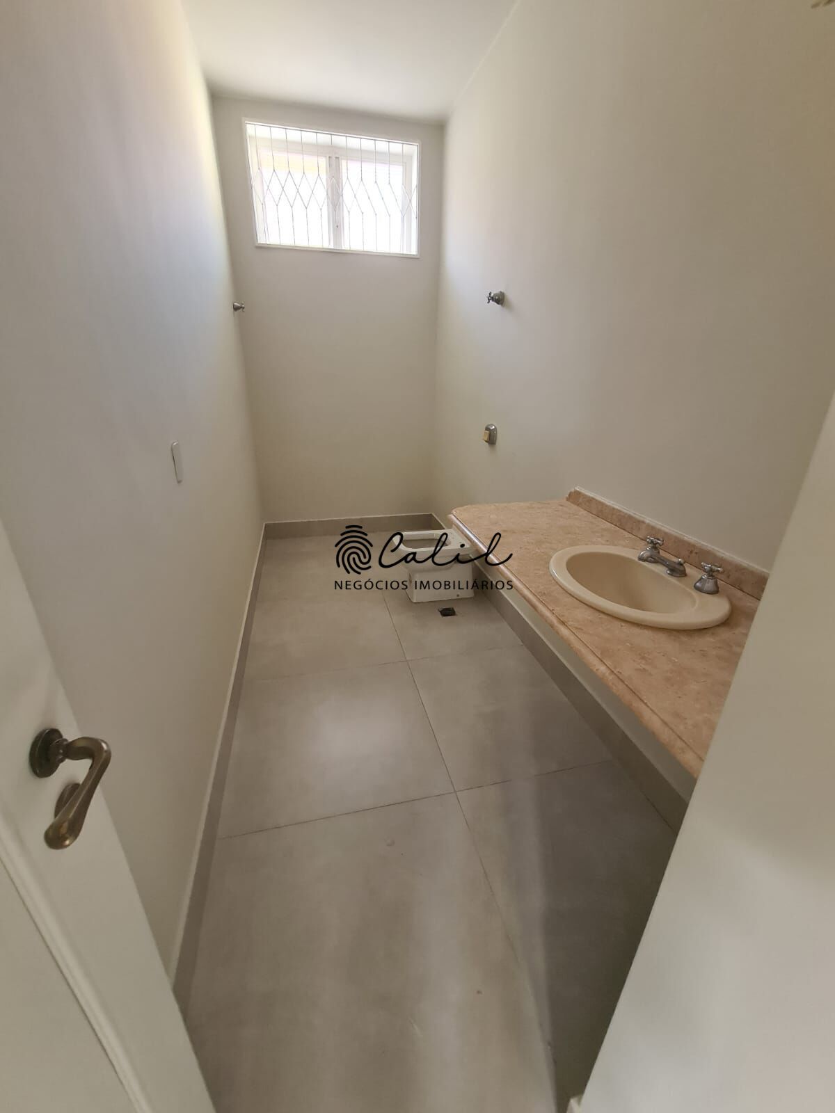 Casa à venda com 1 quarto, 320m² - Foto 11