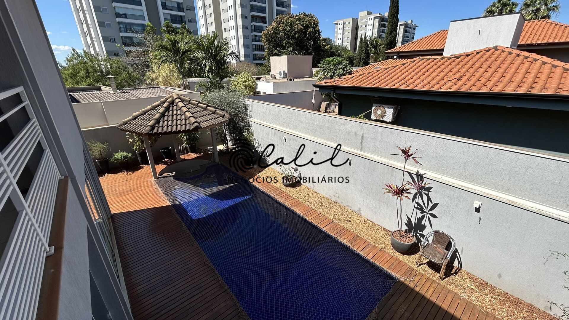 Casa de Condomínio à venda com 3 quartos, 416m² - Foto 5
