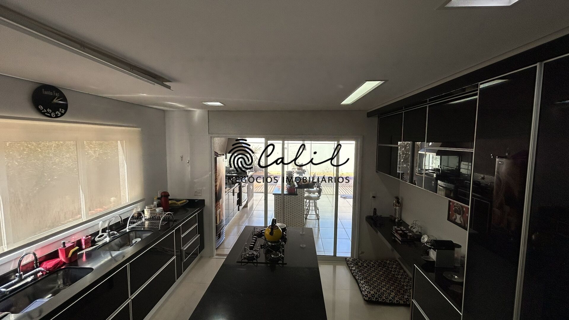 Casa de Condomínio à venda com 3 quartos, 416m² - Foto 10