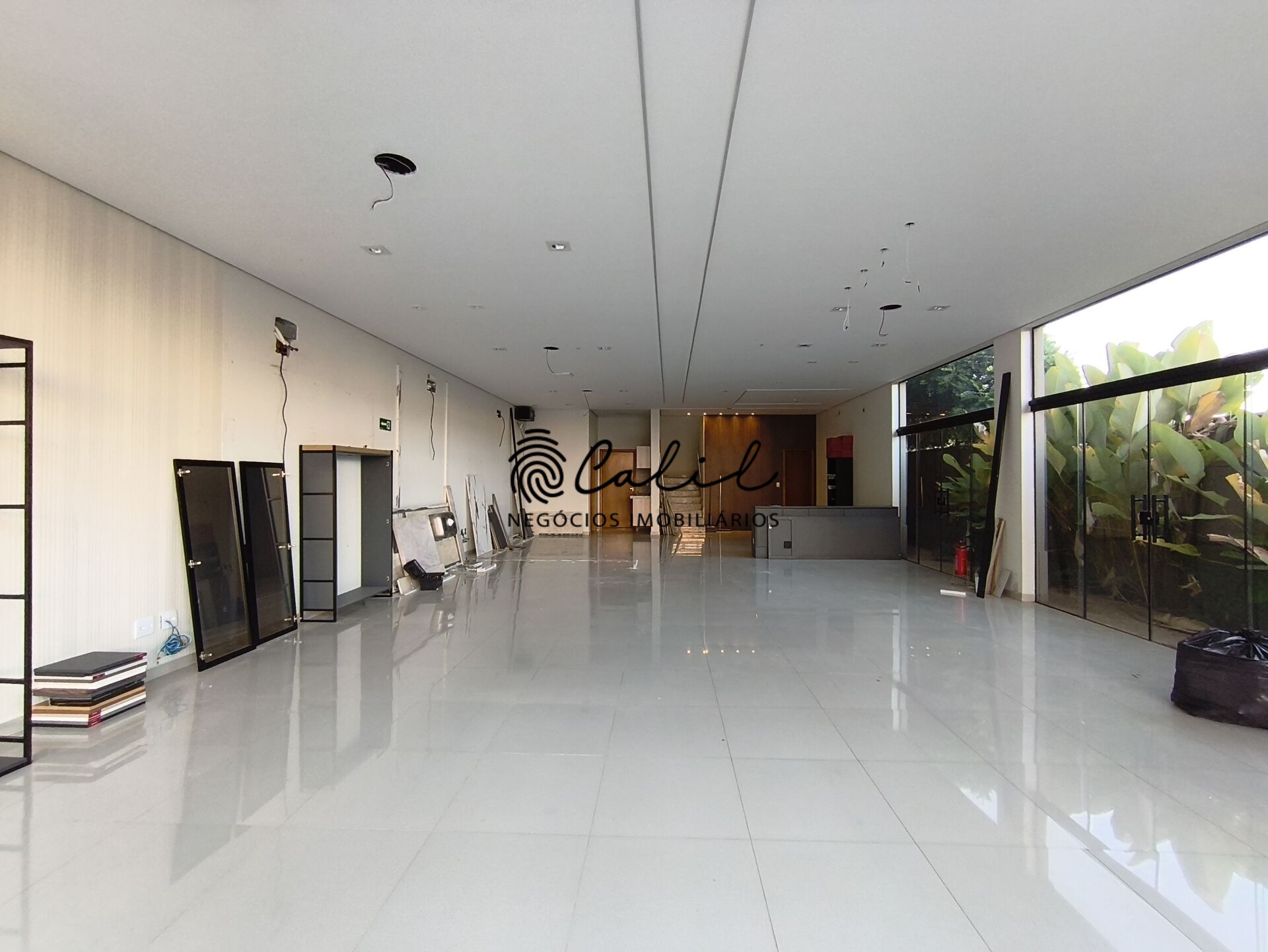 Loja-Salão para alugar com 1 quarto, 296m² - Foto 1