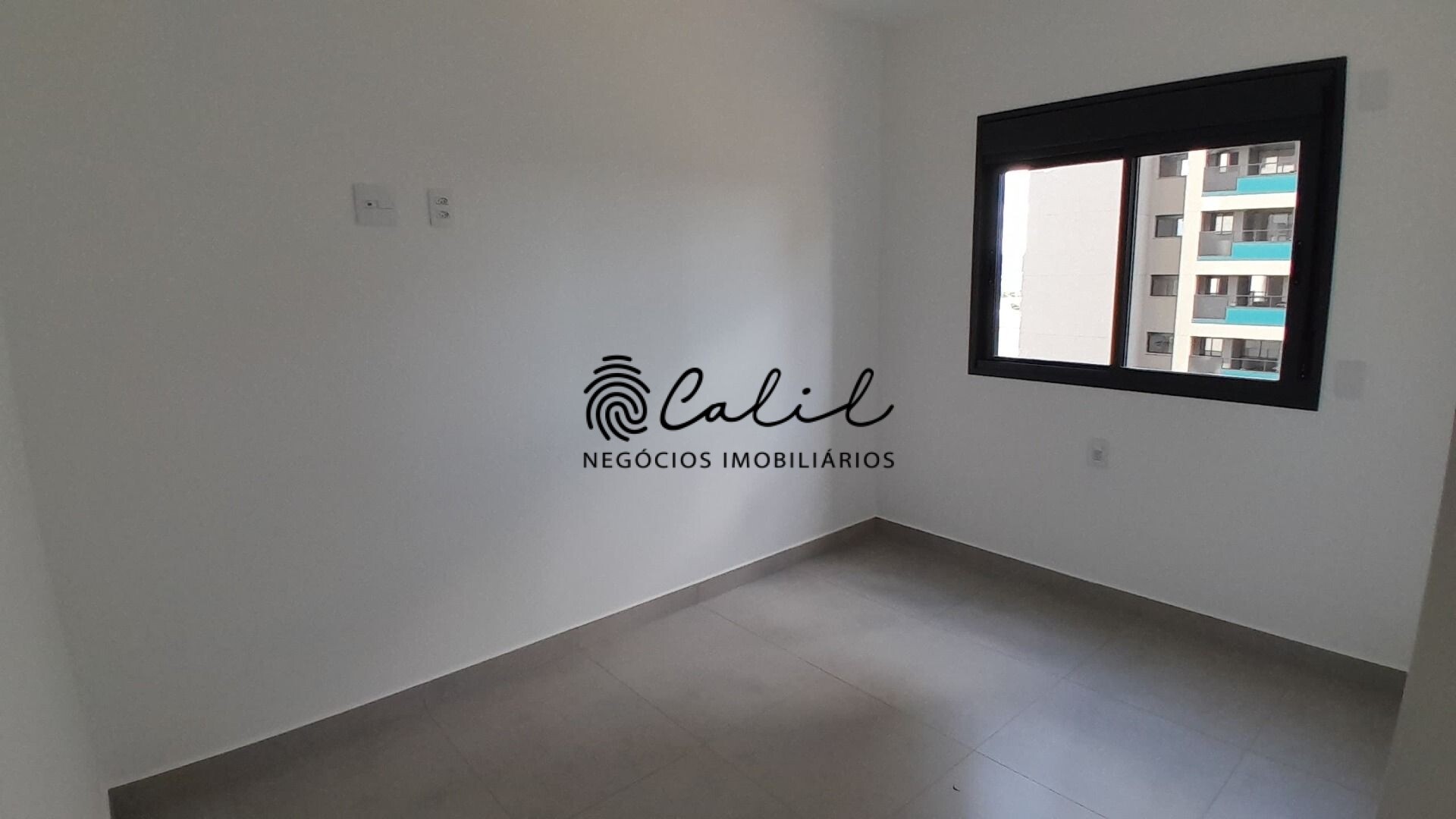 Apartamento à venda com 3 quartos, 97m² - Foto 12