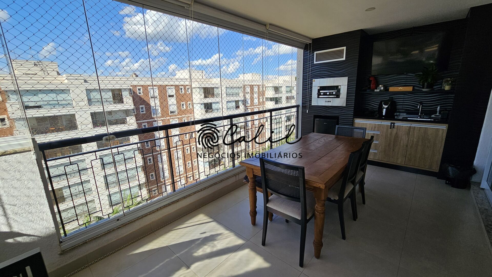 Apartamento à venda com 3 quartos, 131m² - Foto 9