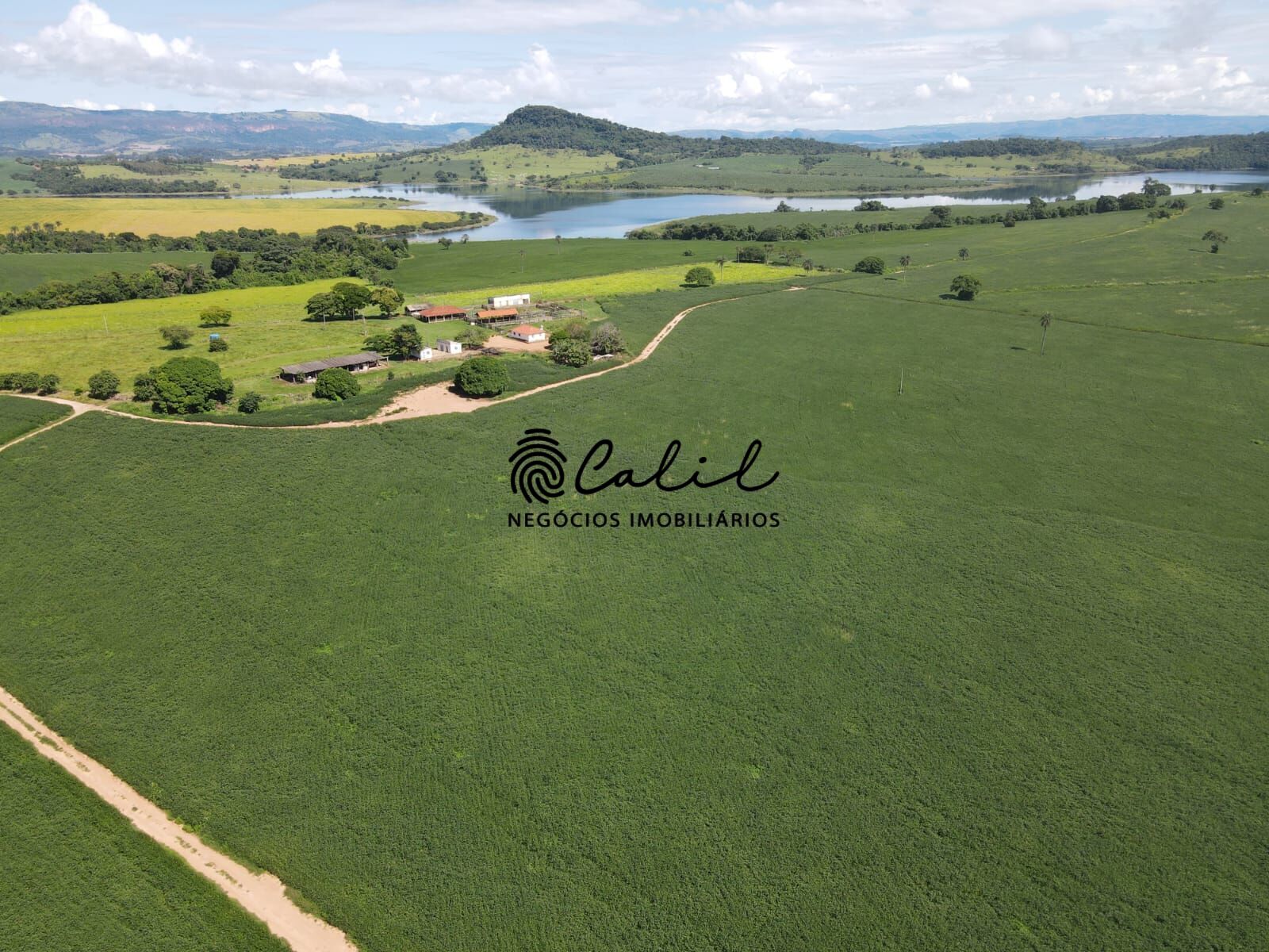 Fazenda à venda com 1 quarto, 2964700m² - Foto 18