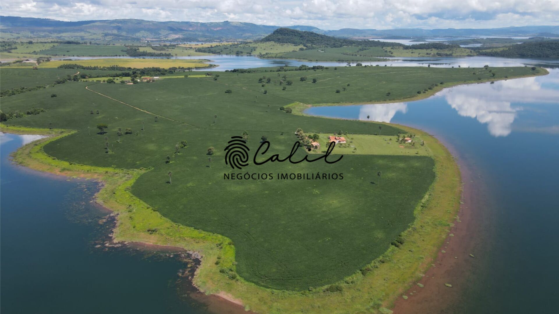 Fazenda à venda com 1 quarto, 2964700m² - Foto 1