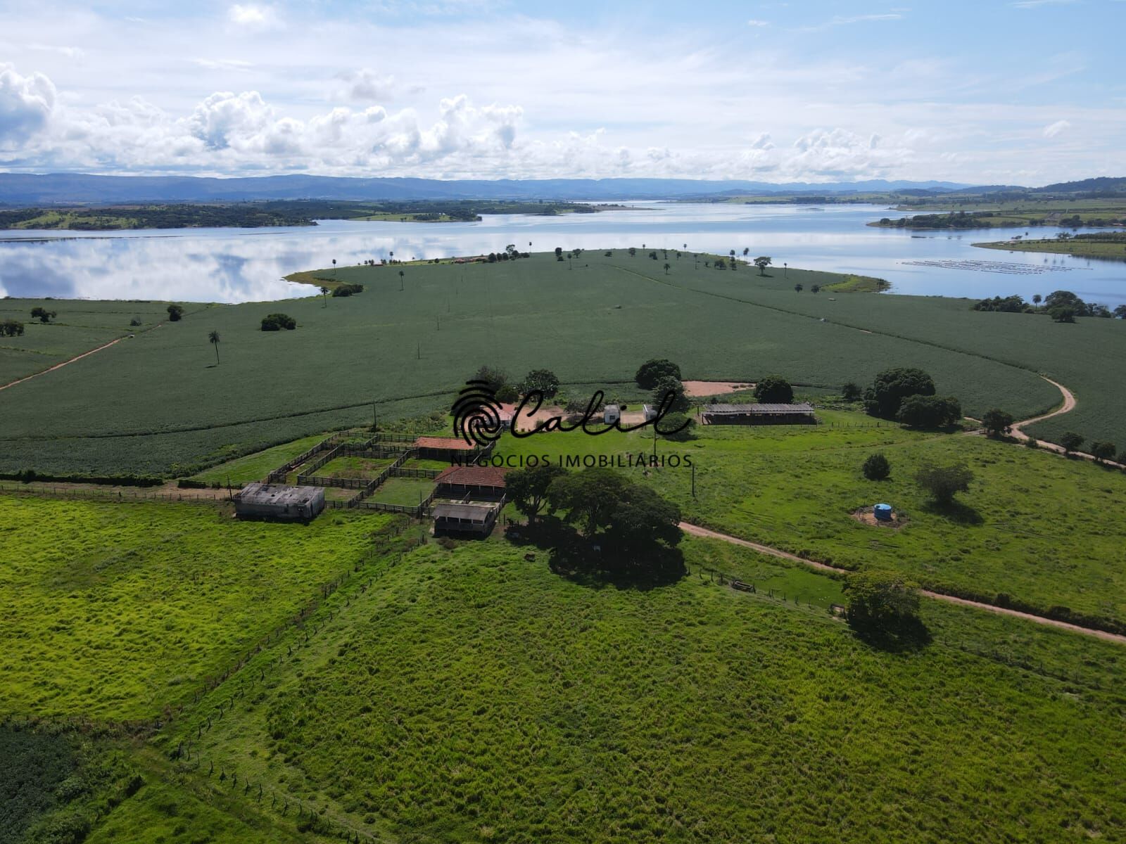 Fazenda à venda com 1 quarto, 2964700m² - Foto 11