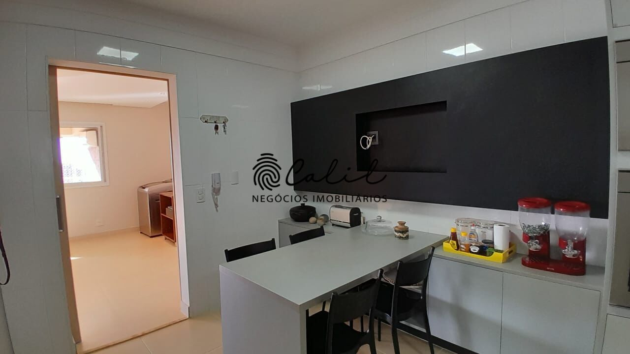 Apartamento à venda com 3 quartos, 183m² - Foto 17