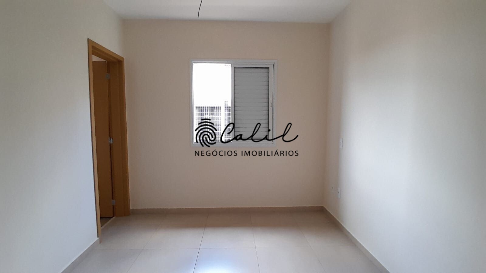 Apartamento à venda com 2 quartos, 77m² - Foto 5