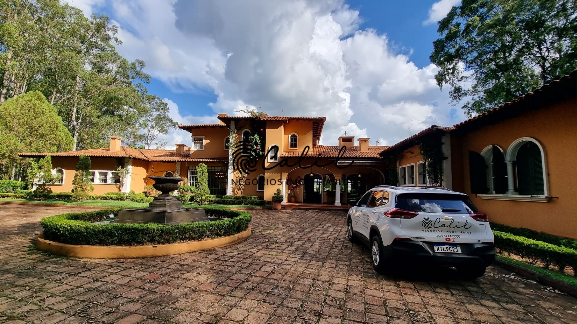 Fazenda à venda com 8 quartos, 2500m² - Foto 18