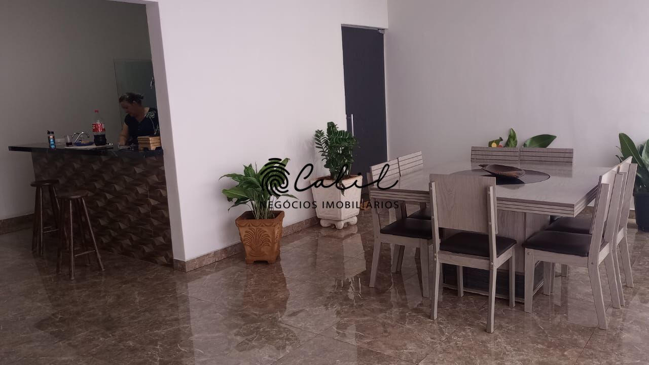 Casa, 4 quartos, 220 m² - Foto 8