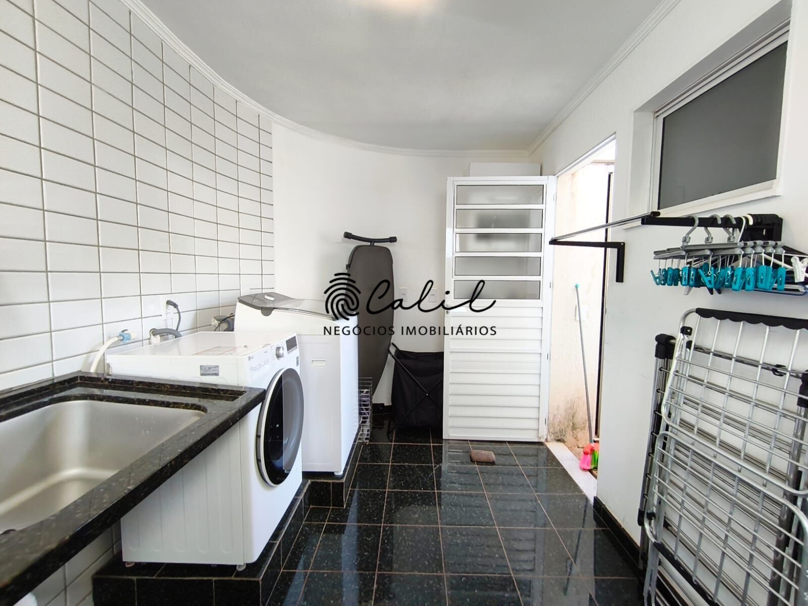 Casa à venda com 3 quartos, 168m² - Foto 36