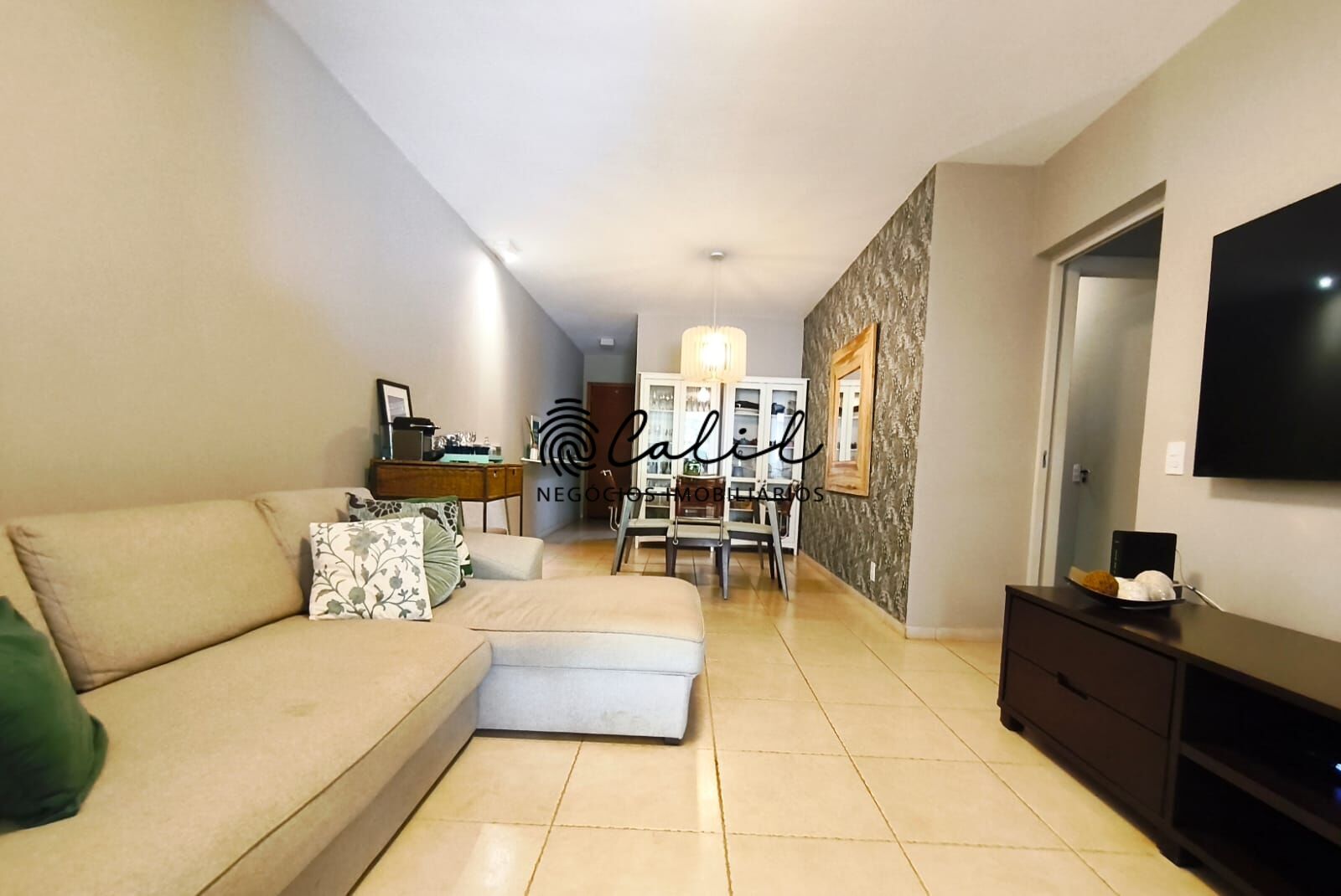 Casa à venda com 3 quartos, 168m² - Foto 2