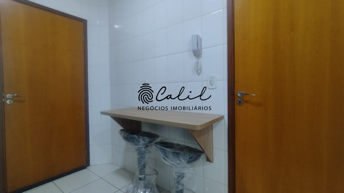 Apartamento para alugar com 3 quartos, 104m² - Foto 4