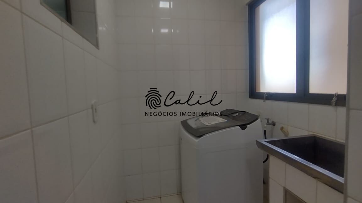 Apartamento para alugar com 3 quartos, 104m² - Foto 12