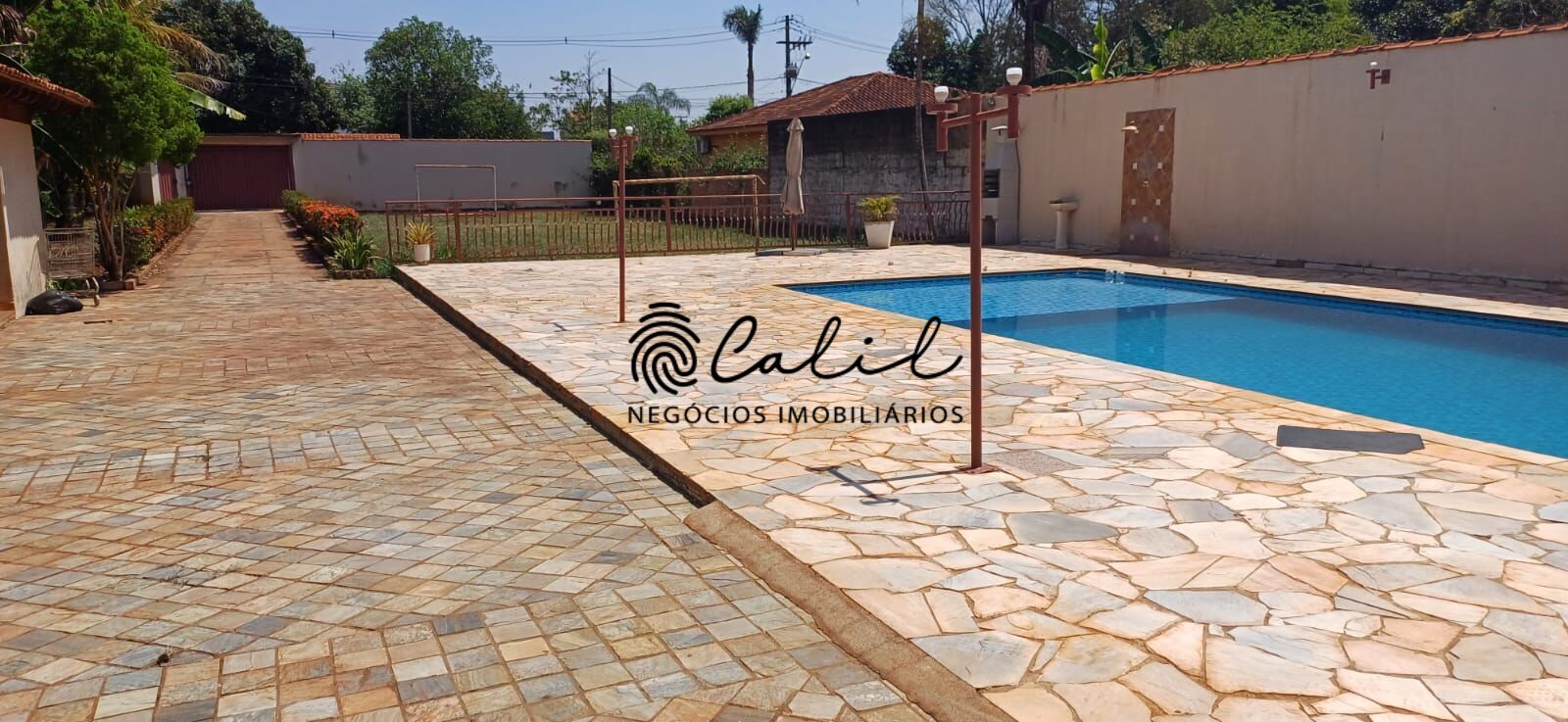 Sítio, 6 quartos, 1584 m² - Foto 1