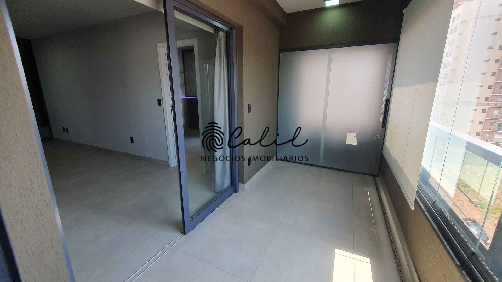 Apartamento para alugar com 1 quarto, 63m² - Foto 15