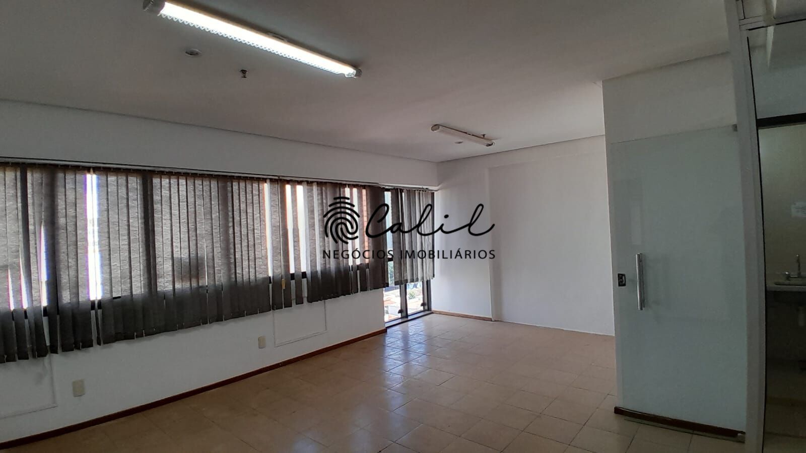 Conjunto Comercial-Sala à venda com 2 quartos, 50m² - Foto 6