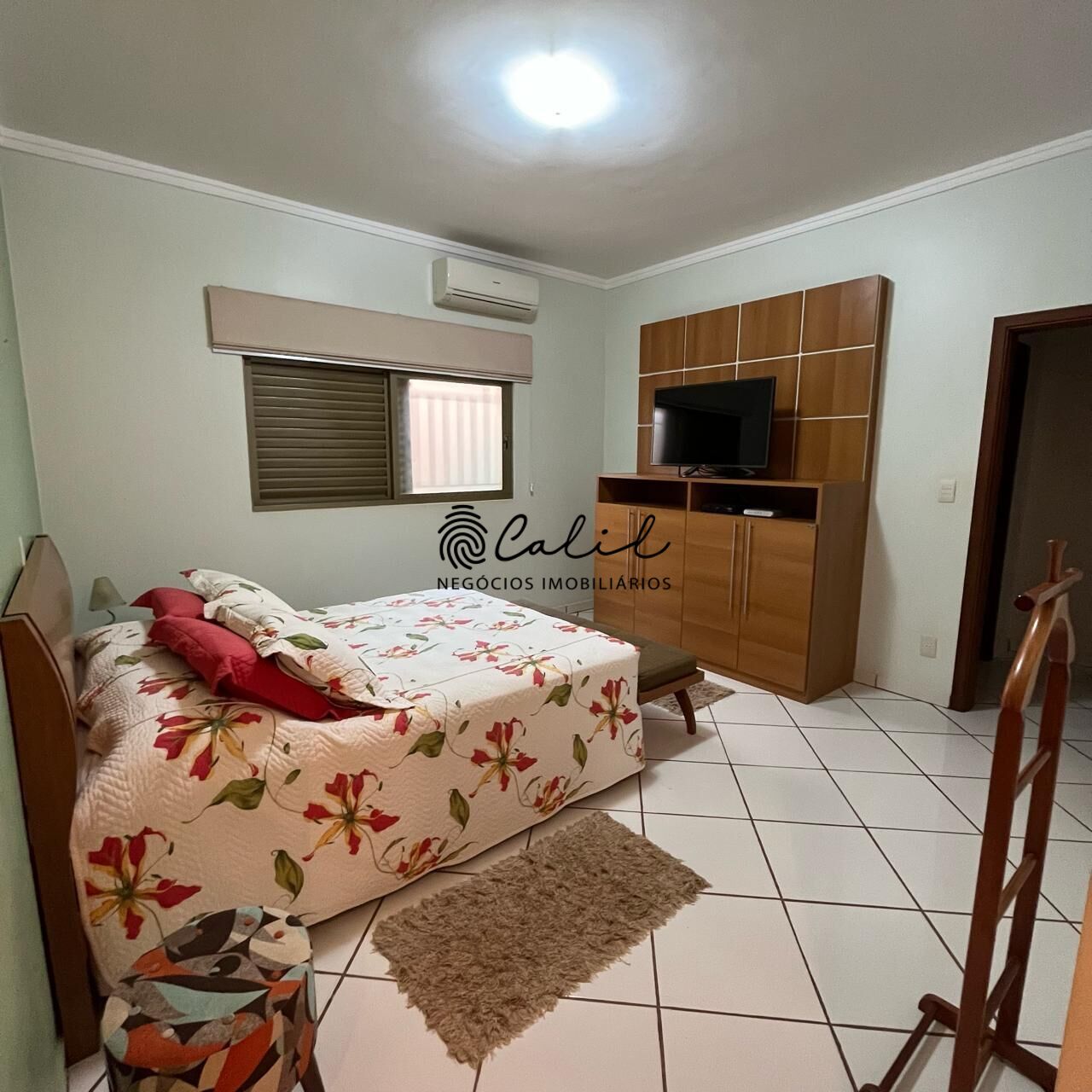 Casa, 4 quartos, 265 m² - Foto 12