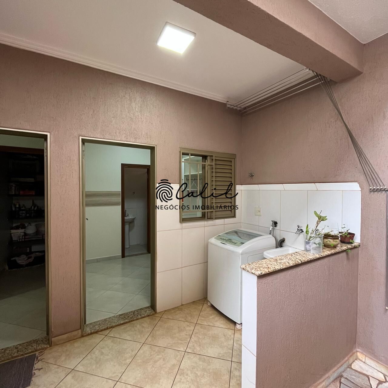 Casa, 4 quartos, 265 m² - Foto 30