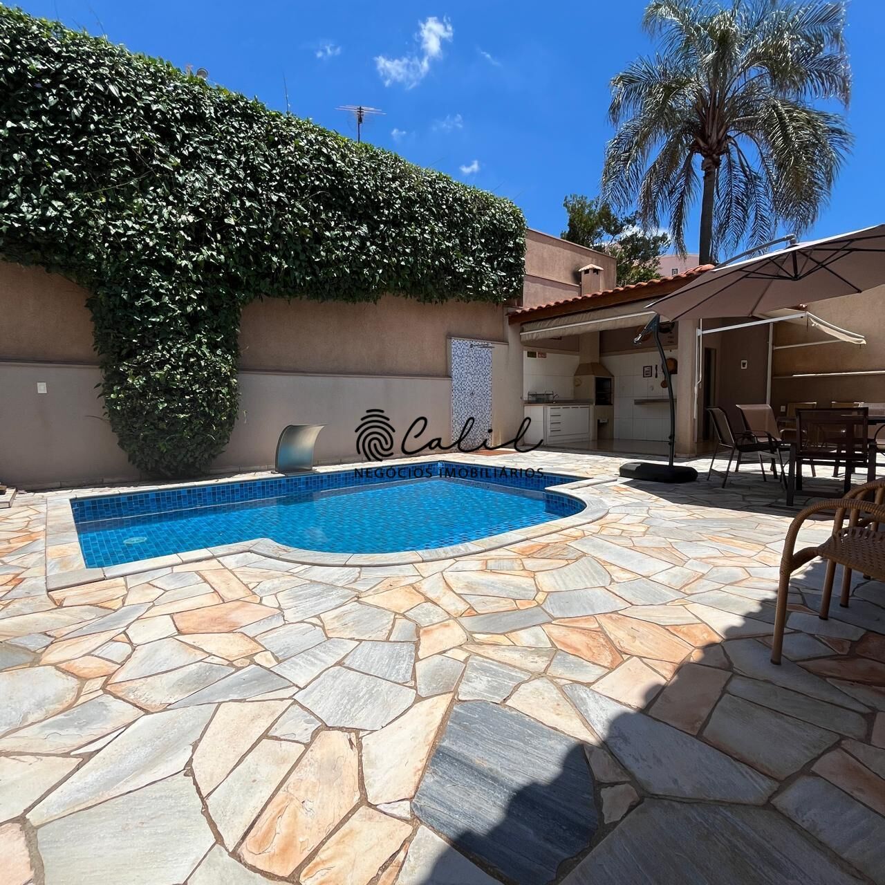 Casa, 4 quartos, 265 m² - Foto 36