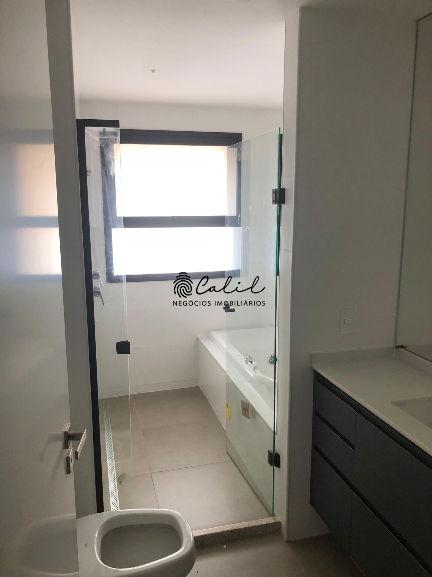 Apartamento à venda com 4 quartos, 298m² - Foto 11