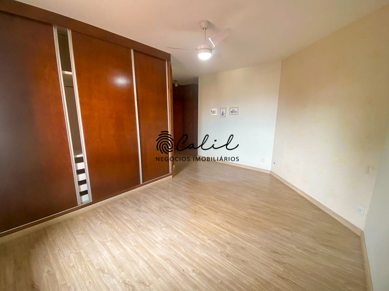 Casa à venda com 3 quartos, 260m² - Foto 12